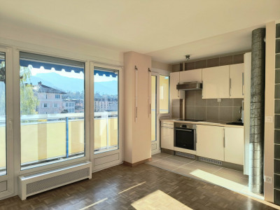 Studio proche du centre ville image 1