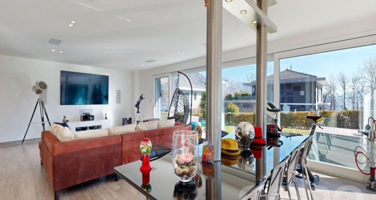 Spacieuse maison familiale avec terrasses, jardin et volumes généreux image 4