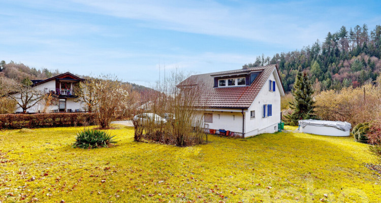 Freistehendes Einfamilienhaus auf 971 m2 Grundstück image 1