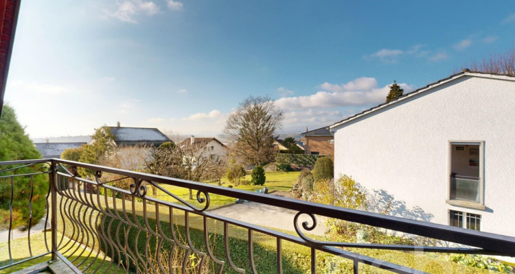 Maison 5.5pces avec vue Alpes, projet de rénovation complet disponible image 1