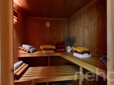 Charmantes 6 Zimmer Einfamilienhaus mit Pool, Sauna und Weitsicht image 10