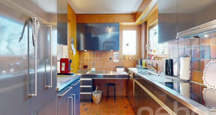 Charmantes 6 Zimmer Einfamilienhaus mit Pool, Sauna und Weitsicht image 5