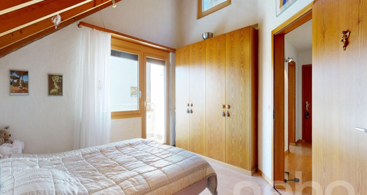 Charmantes 6 Zimmer Einfamilienhaus mit Pool, Sauna und Weitsicht image 7