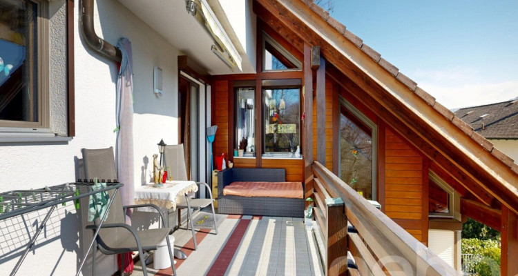 Charmantes 6 Zimmer Einfamilienhaus mit Pool, Sauna und Weitsicht image 12