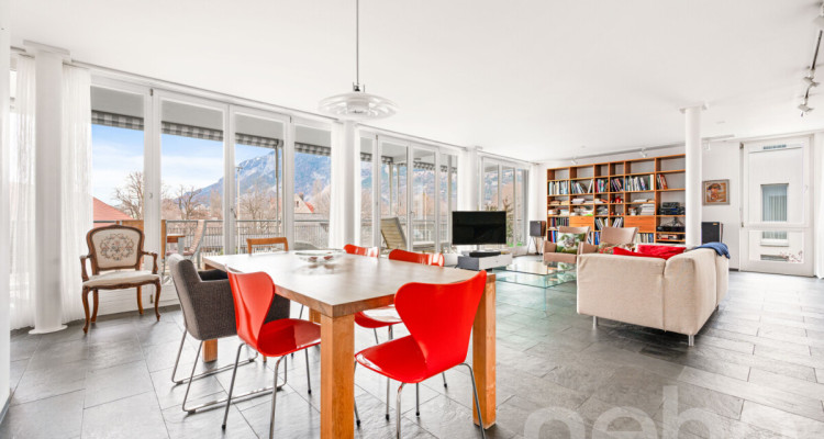 Grosszügige 4.5-Zimmer-Wohnung mit Bergblick an zentraler Lage in Chur image 2