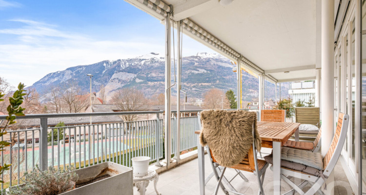 Grosszügige 4.5-Zimmer-Wohnung mit Bergblick an zentraler Lage in Chur image 5