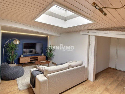 Dernier Étage dans un Immeuble Historique `Saint-Jean image 12