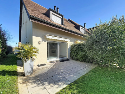 Charmante Villa mitoyenne en secteur résidentiel image 1