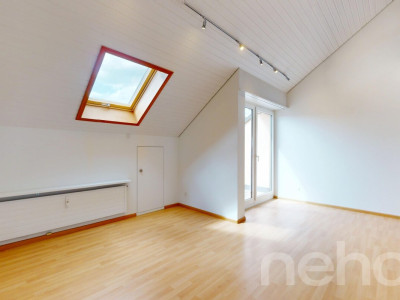 Stilvolle 2.5-Zimmer-Attikawohnung mit Balkon in Riehen image 9