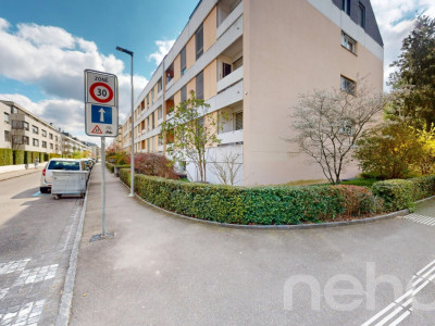 Stilvolle 2.5-Zimmer-Attikawohnung mit Balkon in Riehen image 12