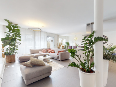 Modernes 5.5 Zimmer Reiheneckhaus mit Garten und Sauna image 2