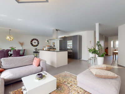 Modernes 5.5 Zimmer Reiheneckhaus mit Garten und Sauna image 3