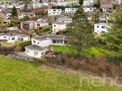 Grosszügiges Wohnen in unverbaubarer Aussichtslage image 1