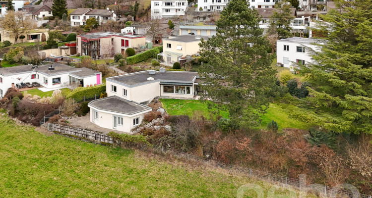 Grosszügiges Wohnen in unverbaubarer Aussichtslage image 1