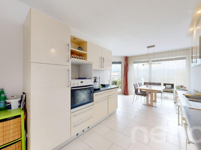 Magnifique rez-de-jardin avec piscine chauffée et vue lac?Alpes image 7