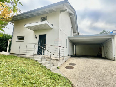 Charmante maison semi-individuelle de 5 pièces avec un beau jardin privatif image 1