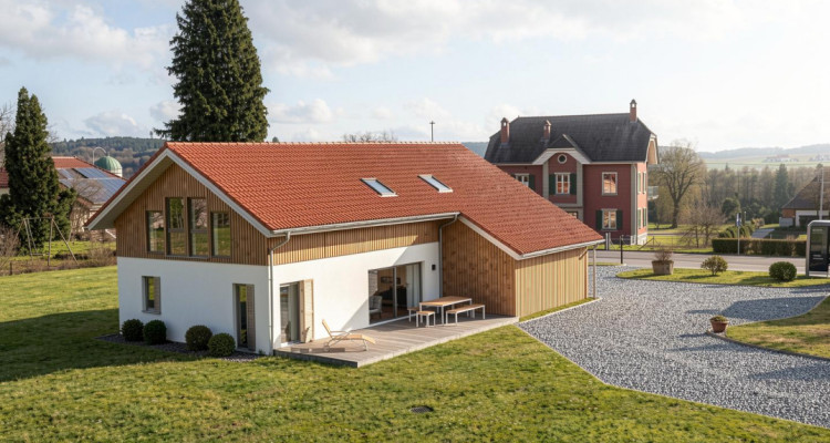 TREYTORRENS - DEUX MAGNIFIQUES DUPLEX DANS VILLA NEUVE AVEC BATIMENT ECURIE image 5