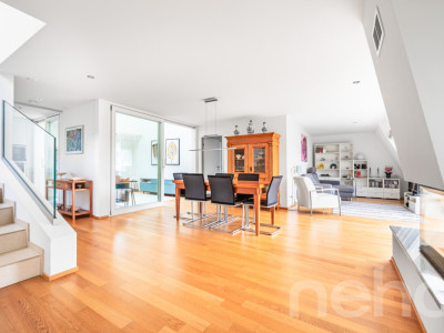 Exklusive Attika mit Einliegerwohnung und Dachterrasse image 1