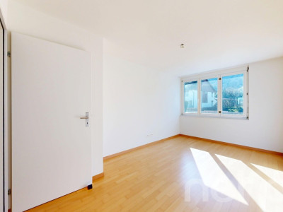 Helle und grosszügige 4.5-Zimmer-Wohnung in ruhiger Wohnlage image 10