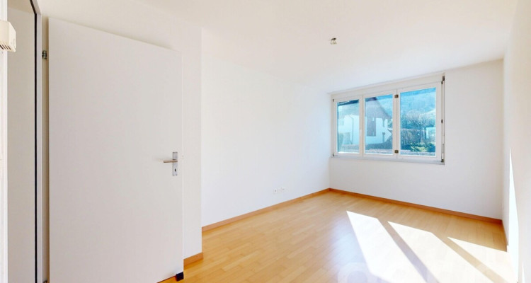 Helle und grosszügige 4.5-Zimmer-Wohnung in ruhiger Wohnlage image 10