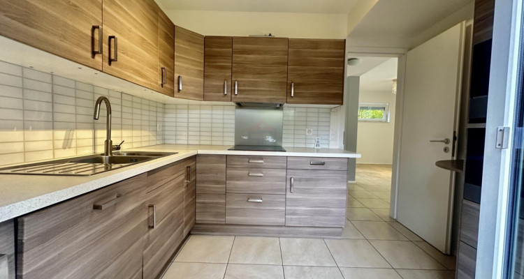 Charmante maison semi-individuelle de 5 pièces avec un beau jardin privatif image 8