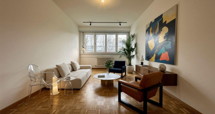 Appartement 4 pièces à fort potentiel à deux pas du tram image 1