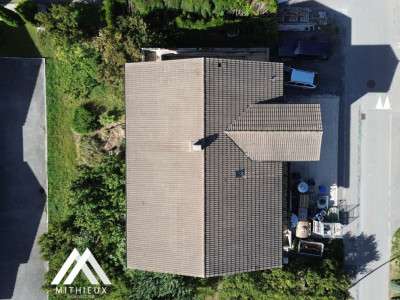 Rare ! Maison atypique avec fort potentiel de transformation image 9