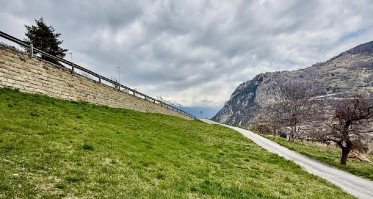 TERRAIN CONSTRUCTIBLE 1170 M2, VEX image 4