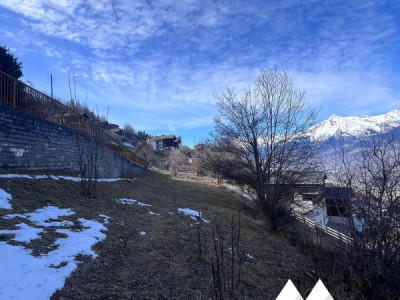 PARCELLE CONSTRUCTIBLE DE 1310 M2, LES AGETTES image 3