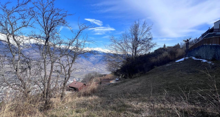 PARCELLE CONSTRUCTIBLE DE 1310 M2, LES AGETTES image 4