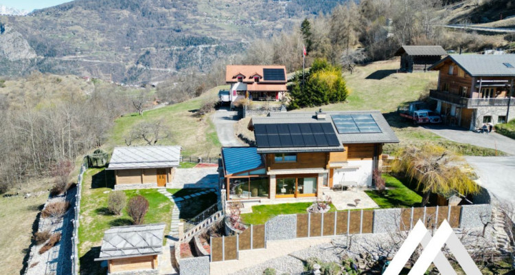 SPACIEUX CHALET DE 5.5 PCES, LES AGETTES ( 4 VALLÉES ) image 2