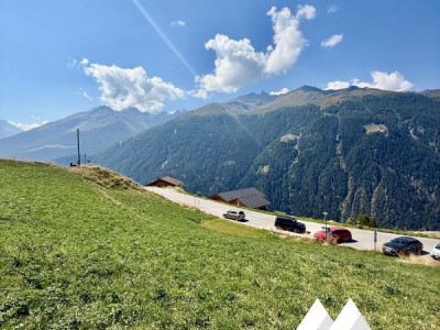 PARCELLE 4104 M2 ! POSSIBILITÉ DE CONSTRUIRE 5 CHALETS, EISON image 4