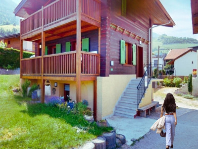 Maison au centre de Réchy image 2