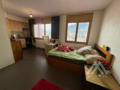 À Louer : Charmant studio idéalement situé à  Conthey image 1