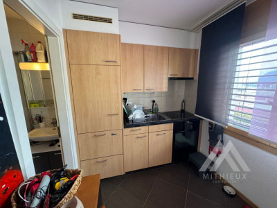 À Louer : Charmant studio idéalement situé à  Conthey image 4