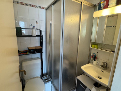 À Louer : Charmant studio idéalement situé à  Conthey image 5