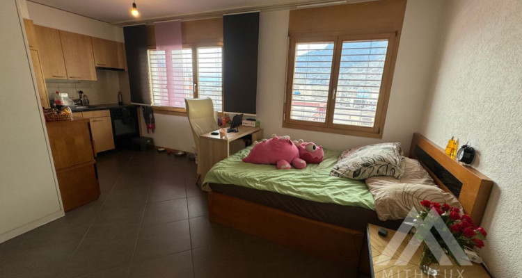 À Louer : Charmant studio idéalement situé à  Conthey image 1