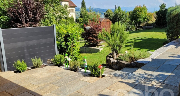 Mehr als nur Wohnen: Lifestyle-Refugium mit Bauparzelle als Garten image 3