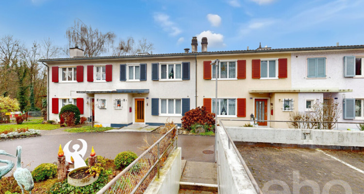 5-Zi-Reihenmittelhaus mit Blick auf die Ergolz image 1