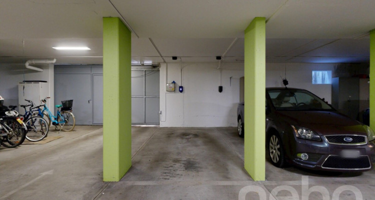 Helle 4.5- Zimmer Wohnung mit Lift und Balkon image 11