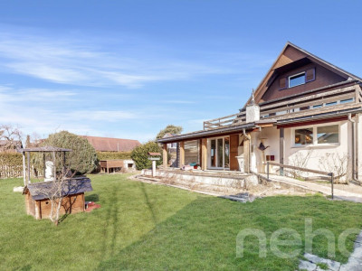 Villa lumineuse rénovée avec rooftop et vue dégagée à Ponthaux image 3