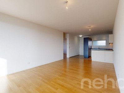 Moderne 3.5-Zimmer-Wohnung mit grossem Balkon und 2 Garagenplätzen image 3