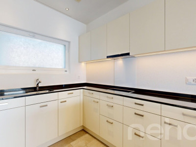 Moderne 3.5-Zimmer-Wohnung mit grossem Balkon und 2 Garagenplätzen image 4