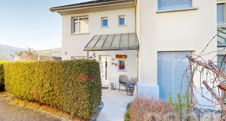 Charmantes 6.5-Zimmer-Reiheneckhaus in Felben-Wellhausen image 2