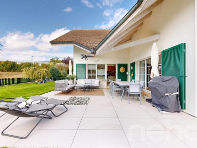 Magnifique maison de 6.5 pièces à Thielle image 1