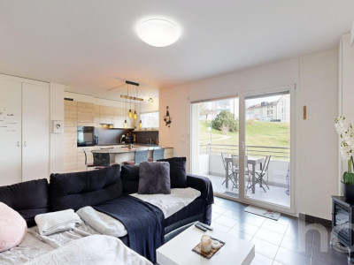 Appartement lumineux de 3.5 pièces avec balcon à Oron-la-Ville image 2