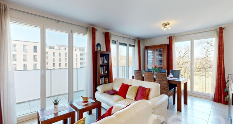 Dernier étage lumineux avec grand balcon à Villars-sur-Glâne image 4