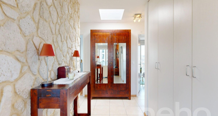 Dernier étage lumineux avec grand balcon à Villars-sur-Glâne image 8