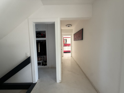 Magnifique villa familiale rénovée avec piscine  image 6