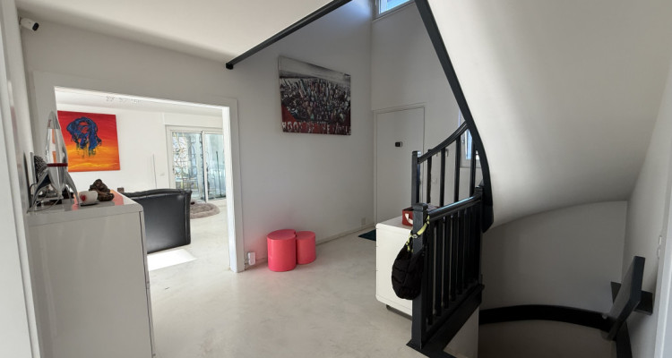 Magnifique villa familiale rénovée avec piscine  image 5